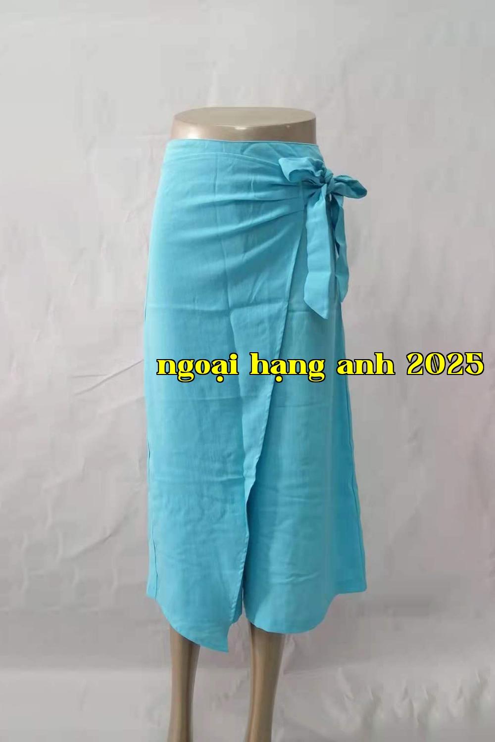 Váy bán thân màu xanh lam